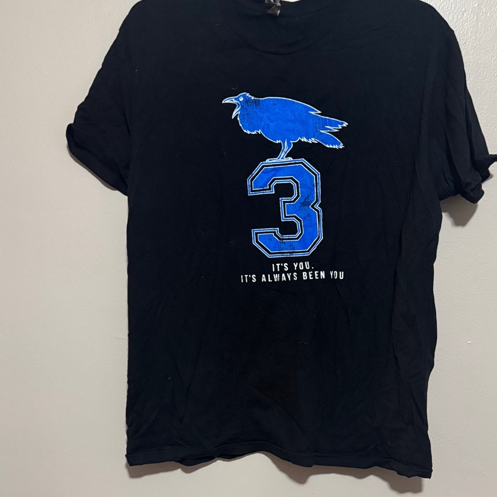 ONE TREE HILL t shirt.
